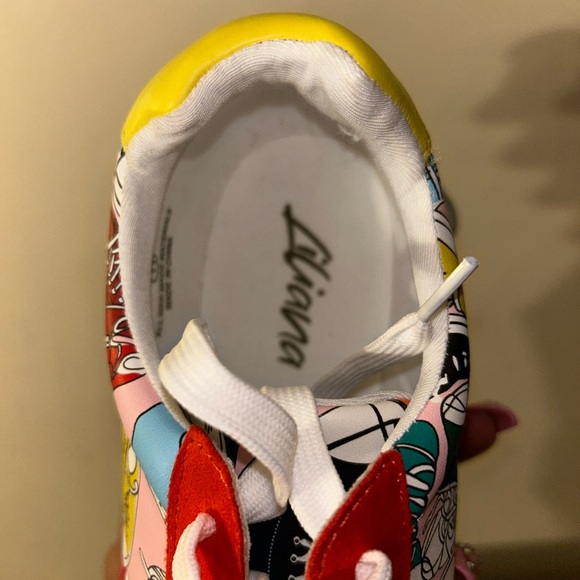 Brand New— Women Sneakers - Picture 6 of 8